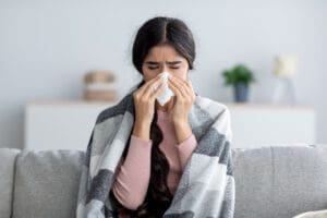 Frio alavanca busca por medicamentos antigripais e antibióticos no Brasil