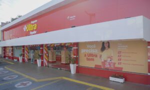 Drogarias Ultra Popular muda posicionamento para se aproximar de cada brasileiro