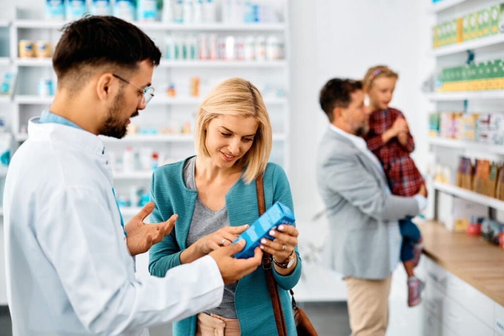 oito-em-cada-dez-farmacias-no-brasil-pertencem-a-pequenos-e-medios-empresarios