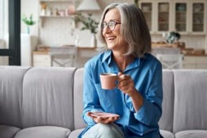 Brasil está cada vez mais feminino e envelhece mais rápido