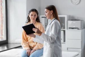 Mais da metade dos brasileiros afirma que não cuida da saúde como deveria