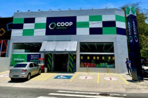 Coop Drogaria inaugura três unidades em um único dia