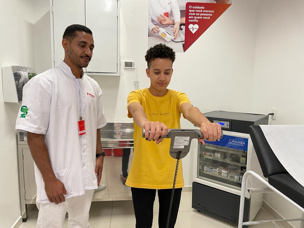 farmacias-raia-e-drogasil-oferecem-bioimpedancia-de-graca-a-moradores-de-sao-paulo