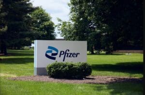 Pfizer e Libbs assinam intenção de parceria para ampliar acesso ao tratamento do câncer de mama