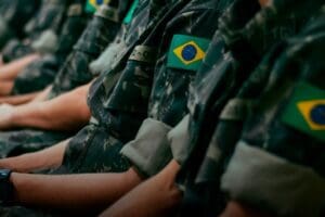 Exército divulga edital de concurso com vagas para farmacêuticos e provas em 17 estados do País