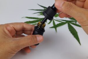 Aura Pharma foca no crescimento do canabidiol no Brasil