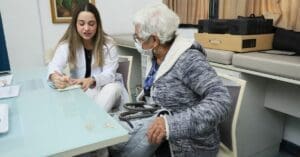 Osteoporose: EMS promove campanha para tratar idosos