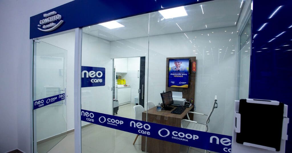 espaco-neo-care-dentro-da-drogaria-coop