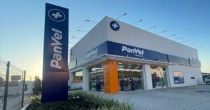 Panvel inaugura duas lojas em Florianópolis