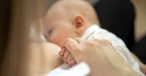 Amamentação: saiba a importância da atuação do farmacêutico