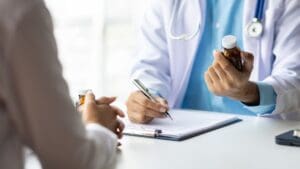 Projeto de lei cria cadastro para quem usa medicamentos controlados