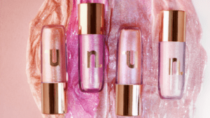 Nina Makeup lança quatro novas cores do best-seller Gloss Instant Glow  