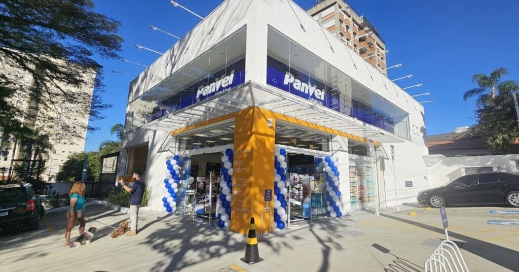 Panvel-inaugura-loja-em-Colombo-no-Paraná