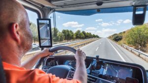 Projeto de lei exige bulas com alertas sobre efeitos colaterais de medicamentos em motoristas