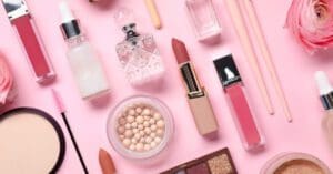 73% dos consumidores querem manter ou aumentar gastos com produtos de beleza