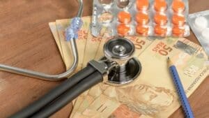 Estudo Ipsos/Sindusfarma indica os laboratórios que oferecem melhor custo-benefício