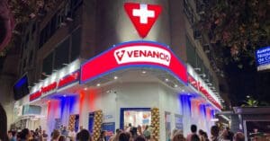 Drogaria Venancio abre loja bilíngue em Copacabana