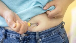 Farmacêuticas alertam para venda irregular de medicamentos para emagrecer sem fiscalização