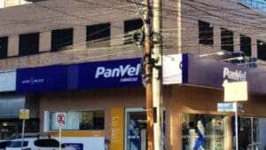 Panvel reabre unidade em Porto Alegre