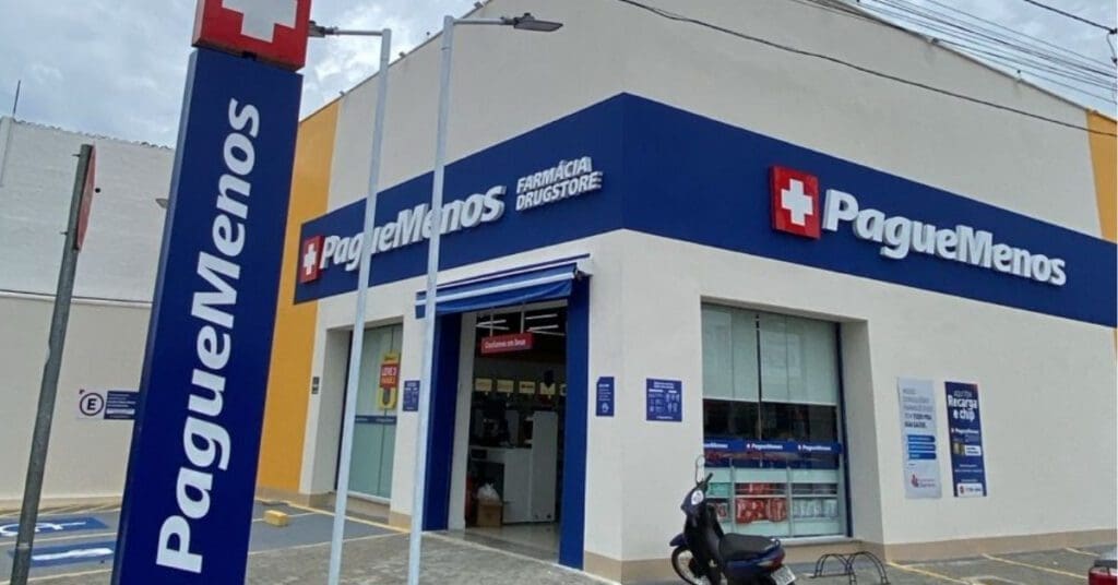 Receita bruta da Pague Menos atinge R$ 4 bilhões no 2T25