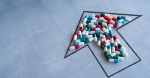 Possível reação do Brasil a tarifaço pode afetar preços de medicamentos