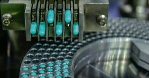 Indústria farmacêutica nacional cresce 5% no semestre