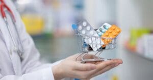 Farmácias em supermercados: entenda na prática