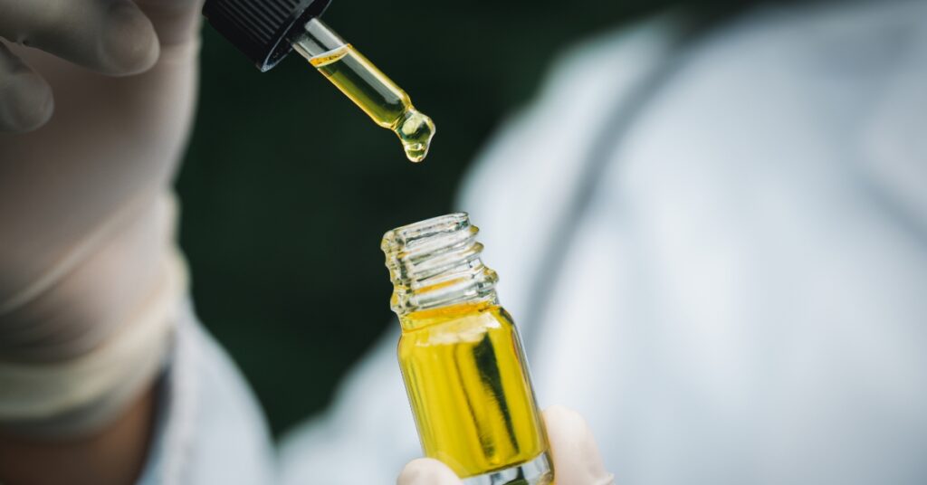 Anvisa-proíbe-todos-os-produtos-de-Cannabis-da-CBfarma