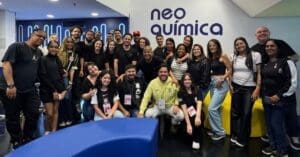 Dia do Balconista: Neo Química homenageia os profissionais da área