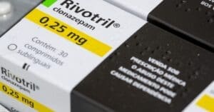 Rivotril em gotas e sublingual somem das farmácias; veja previsão para regularizar