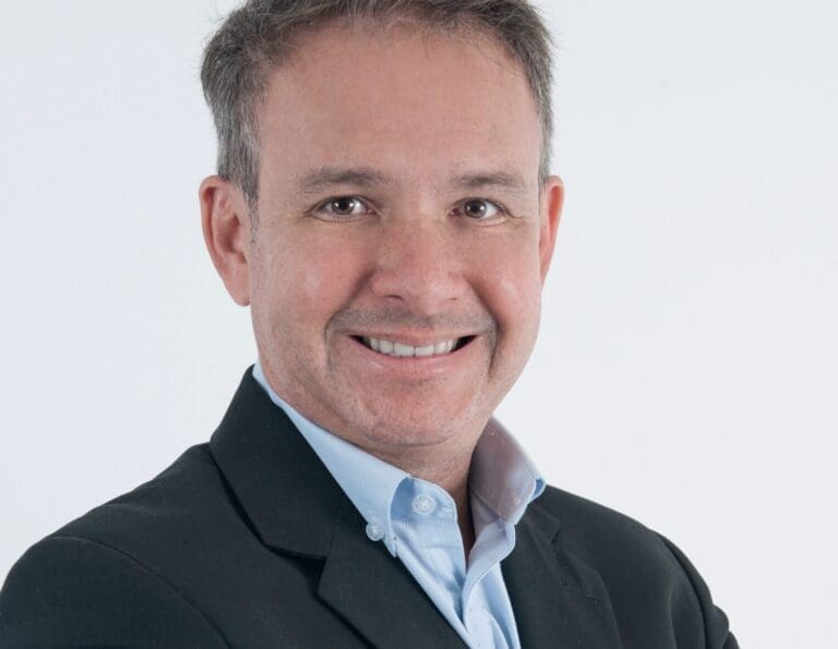 Dia do Farmacêutico: o valor de quem cuida