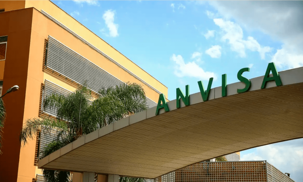 anvisa-define-regras-e-amplia-acesso-ao-uso-de-cannabis-medicinal-no-brasil