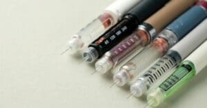 Com mortes por pancreatite, Anvisa alerta para canetas emagrecedoras