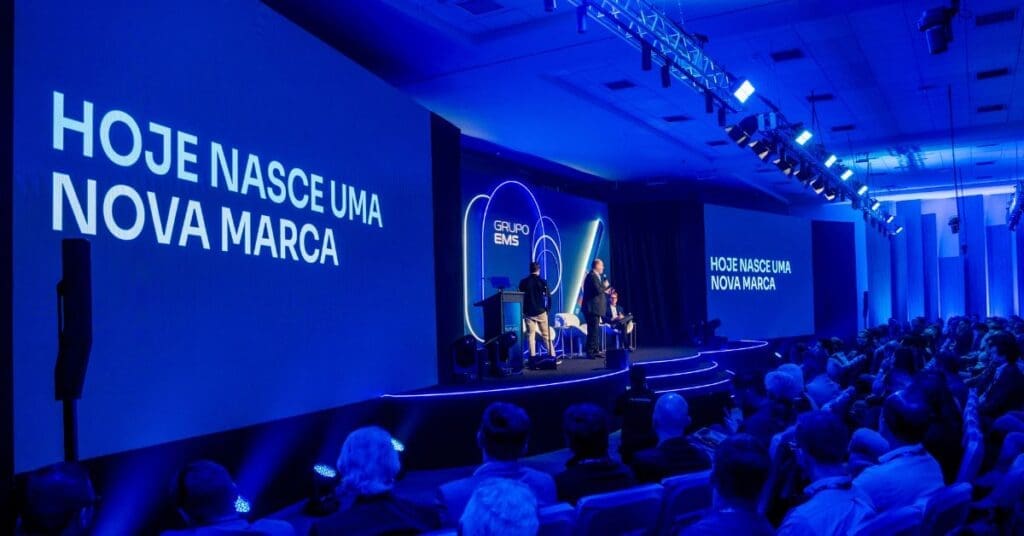 evento-do-grupo-ems-sobre-anuncio-de-rebranding-2026
