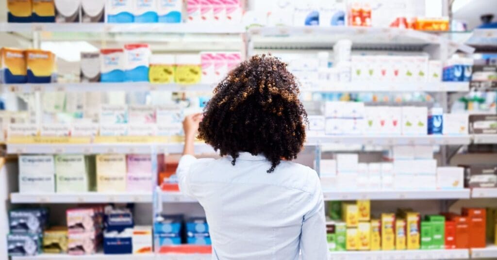 Os primeiros 100 dias: o que mudou com a chegada das farmácias aos supermercados